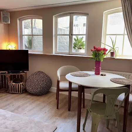 Apartman Souterrain Sandy Sous